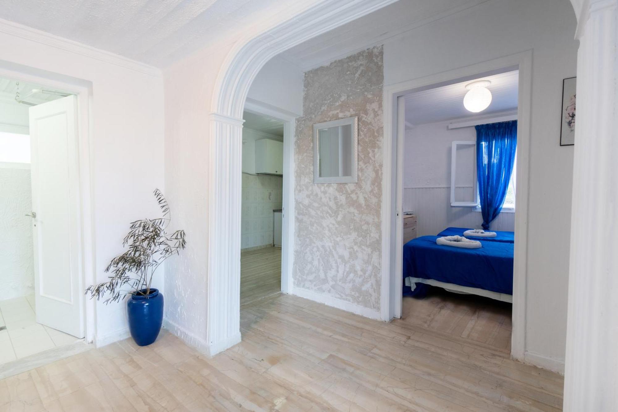 Blue House Apartment Dafnila Exterior photo